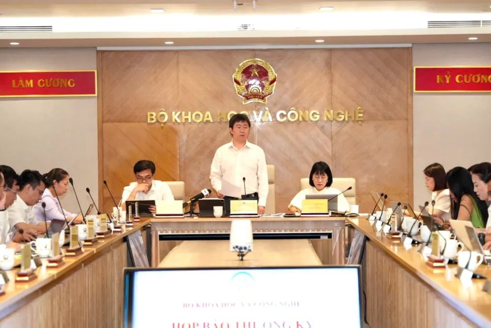 Thứ trưởng Bộ KH-CN Bùi Hoàng Phương chủ trì cuộc họp báo. Ảnh: TRẦN BÌNH Thứ trưởng Bộ KH-CN Bùi Hoàng Phương chủ trì cuộc họp báo. Ảnh: TRẦN BÌNH