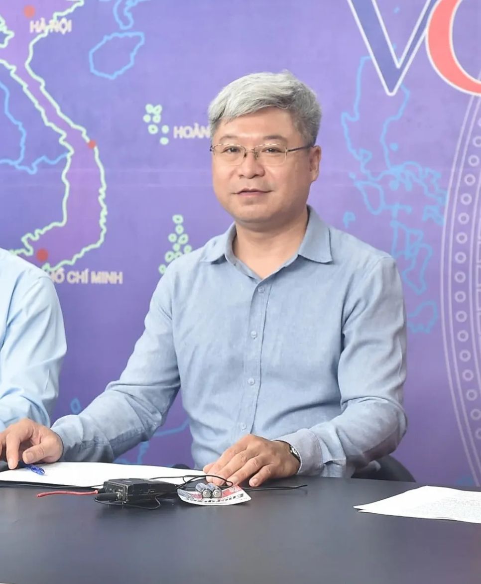 PGS-TS Phạm Hữu Tuyến, Giám đốc Trung tâm Nghiên cứu các nguồn động lực và phương tiện tự hành, Đại học Bách khoa Hà Nội. Ảnh VGP PGS-TS Phạm Hữu Tuyến, Giám đốc Trung tâm Nghiên cứu các nguồn động lực và phương tiện tự hành, Đại học Bách khoa Hà Nội. Ảnh VGP