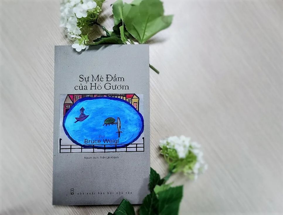 Nhà thơ, cựu binh Mỹ ra mắt tập thơ về Hồ Gươm