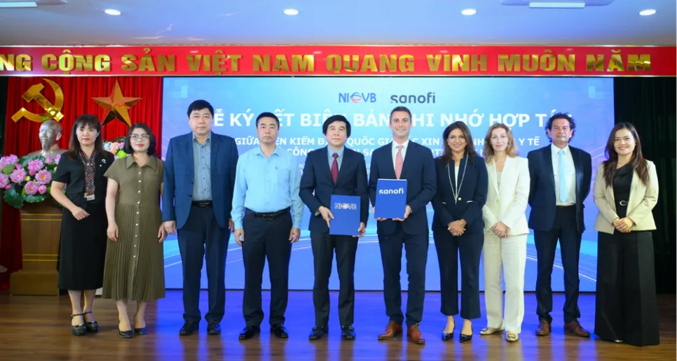 Viện Kiểm định Quốc gia Vắc xin và Sinh phẩm y tế cùng Sanofi ký kết Biên bản Ghi nhớ hợp tác hỗ trợ nâng cao năng lực kiểm định vaccine tại Việt Nam