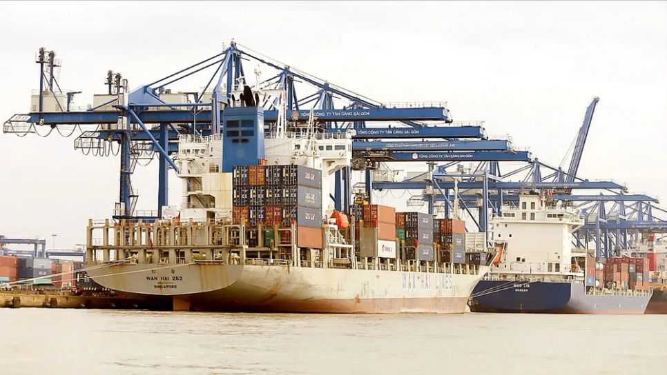 Cảng container quốc tế Việt Nam VICT, phường Tân Thuận, TPHCM. ẢNH: QUANG PHÚC