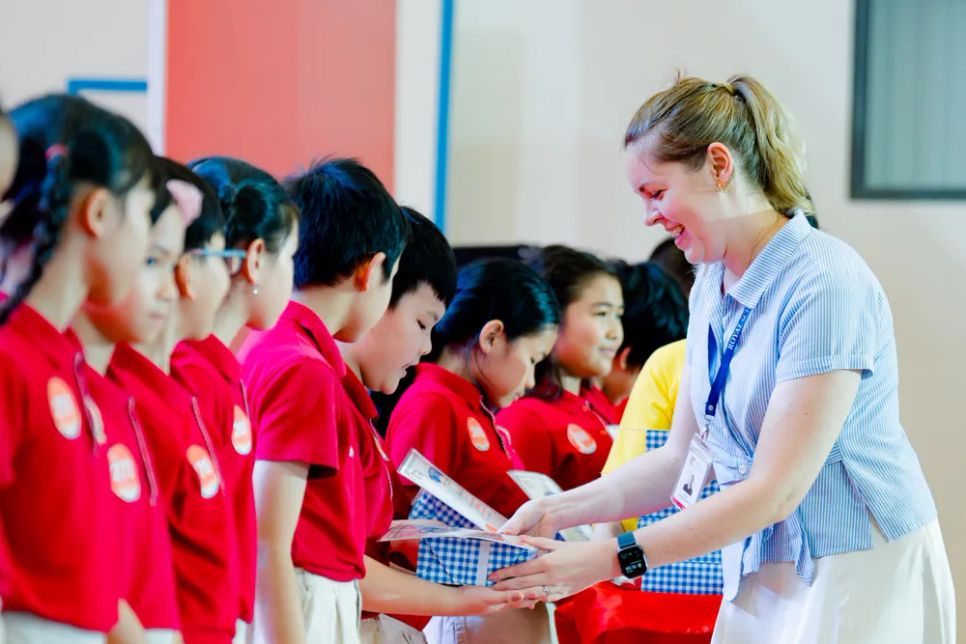 Học sinh Royal School đạt nhiều thành tích ấn tượng trong nước và quốc tế Học sinh Royal School đạt nhiều thành tích ấn tượng trong nước và quốc tế