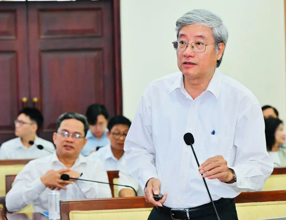 Đại biểu tham luận tại hội nghị. Ảnh: VIỆT DŨNG