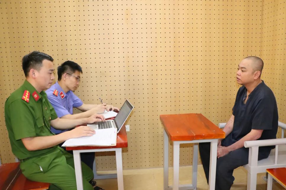 Cơ quan chức năng làm việc với đối tượng Trần Văn Thành