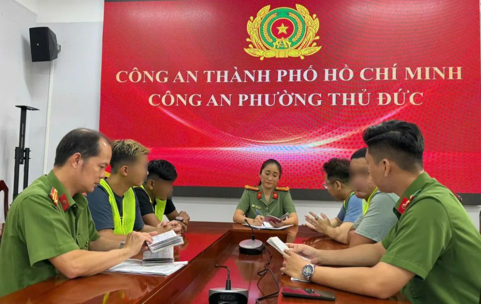 Cơ quan công an làm việc với các đối tượng Cơ quan công an làm việc với các đối tượng