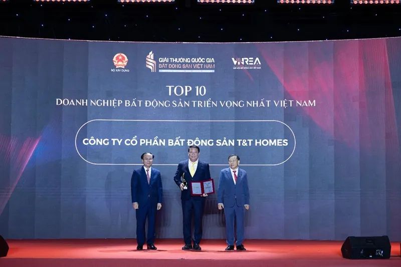 “Cú đúp” giải thưởng là sự ghi nhận cho định hướng phát triển BĐS bài bản, dài hạn của T&T Group.