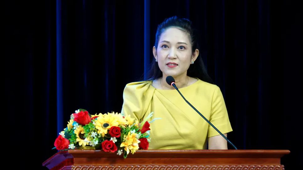Phó Giám đốc Sở VH-TT TPHCM, NSND Nguyễn Thị Thanh Thúy chia sẻ và trao đổi về những định hướng và giải pháp để đẩy mạnh phát triển các lĩnh vực VHNT. Ảnh: THÚY BÌNH