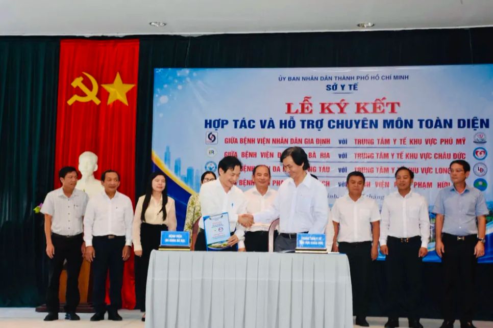 Bệnh viện Đa khoa Bà Rịa ký kết hỗ trợ Trung tâm Y tế khu vực Châu Đức.