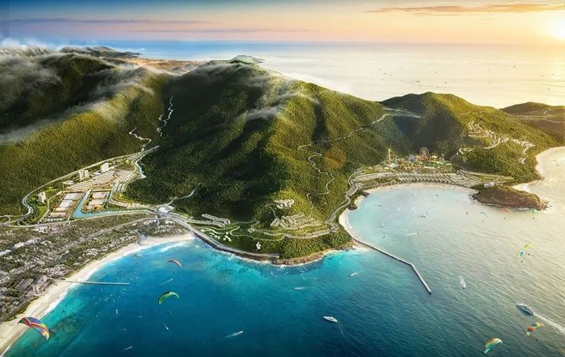 Dự án Vinpearl Legendlux đầu tiên sẽ được phát triển tại Vinhomes Hải Vân Bay – nơi hội tụ vị trí độc bản và tinh thần di sản của thương hiệu. Tọa lạc dưới chân đèo Hải Vân, Vinpearl Legendlux Hải Vân Bay được kỳ vọng trở thành một “kỳ quan nghỉ dưỡng” mới của Việt Nam.