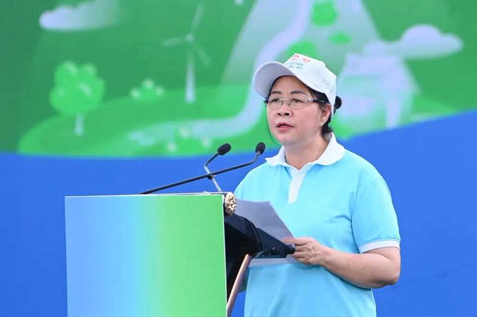 Chủ tịch Ủy ban Trung ương MTTQ Việt Nam Bùi Thị Minh Hoài phát biểu tại buổi lễ