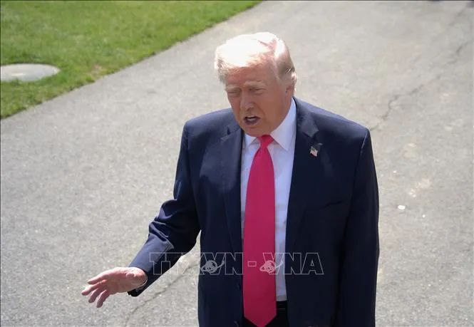 Tổng thống Mỹ Donald Trump phát biểu với báo giới tại Nhà Trắng, Washington, D.C. Ảnh: THX/TTXVN Tổng thống Mỹ Donald Trump phát biểu với báo giới tại Nhà Trắng, Washington, D.C. Ảnh: THX/TTXVN