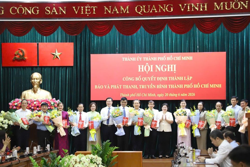 Lãnh đạo TP.HCM tri ân các cơ quan báo chí đã có nhiều đóng góp cho sự phát triển của Thành phố Lãnh đạo TP.HCM tri ân các cơ quan báo chí đã có nhiều đóng góp cho sự phát triển của Thành phố