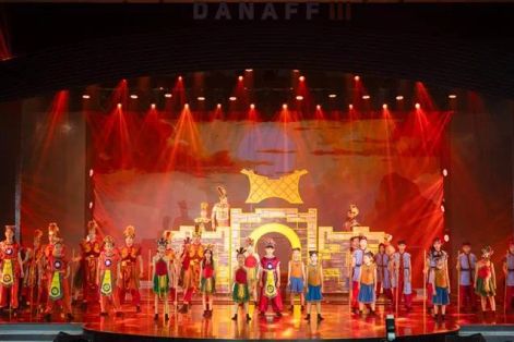 “The Enchanted Crossbow” của Victoria School tỏa sáng tại DANAFF III – biểu tượng của một Đà Nẵng mới