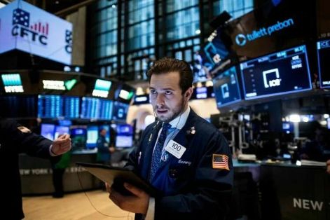 Chứng khoán 'trồi sụt' sau quyết định giảm lãi suất của Fed