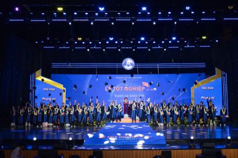 Trường Đại học Văn Hiến kết nối hơn 4.000 vị trí việc làm cho tân khoa tại lễ tốt nghiệp 2025