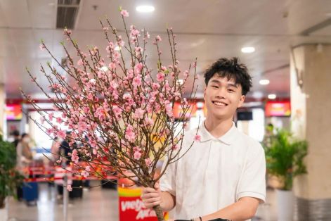 Vietjet mở dịch vụ vận chuyển mai, đào Tết