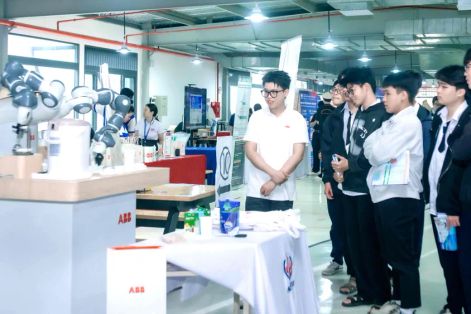 Tuyển sinh đại học năm 2026: Nở rộ phương thức xét tuyển kết hợp