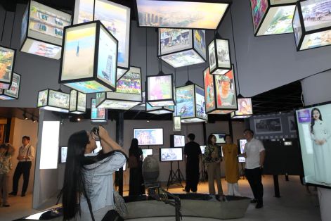 Triển lãm “Những con mắt của thời gian”: Ký ức đô thị trong không gian số