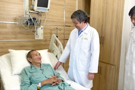 Can thiệp thành công kịp thời liên tiếp 3 bệnh nhân hẹp van động mạch chủ nặng, bệnh cảnh phức tạp