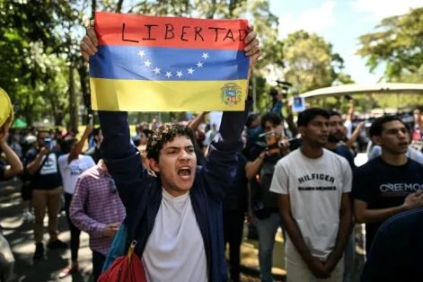 Tuần hành tại Venezuela và Mexico yêu cầu trả tự do cho ông Nicolas Maduro