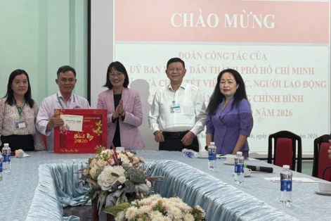 Lãnh đạo TPHCM thăm, chúc mừng các cơ sở y tế dịp Tết Bính Ngọ 2026