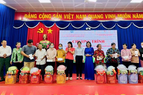 Quỹ Doanh nhân vì cộng đồng trao 5.302 phần quà, tổng trị giá hơn 3,08 tỷ đồng cho các hoàn cảnh khó khăn