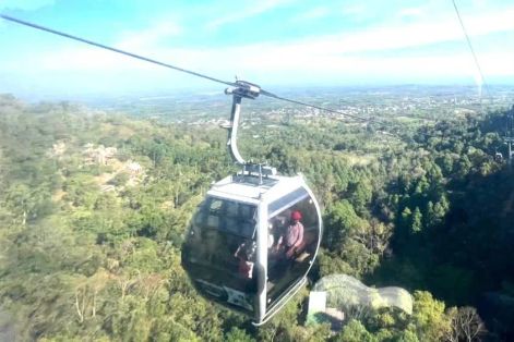 Đồng Nai: Hơn 10.000 lượt khách lên núi Chứa Chan du xuân, lễ chùa