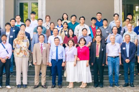 Kết nối, nâng tầm khoa học hiển vi tại Việt Nam