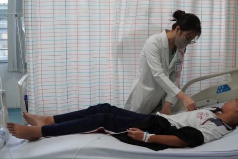 Nhiều người nhập viện nghi ngộ độc, phường Vũng Tàu kiểm tra khẩn tiệm bánh mì