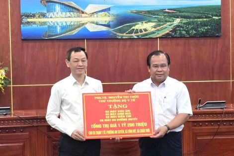 Cà Mau: Y tế cơ sở gặp khó từ nhân lực đến nguồn lực