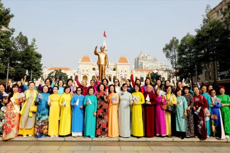 Phụ nữ TPHCM phát huy tinh thần đoàn kết, trách nhiệm và khát vọng vươn lên