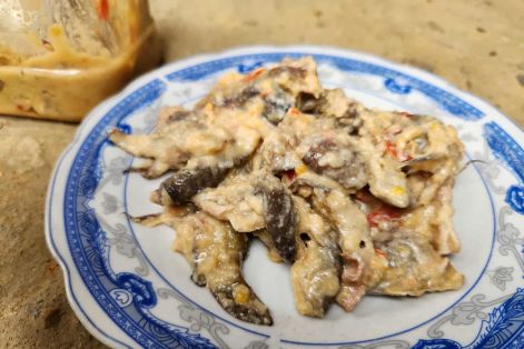 Nghi ngộ độc Botulinum sau khi ăn cá ủ chua, 3 anh em nhập viện