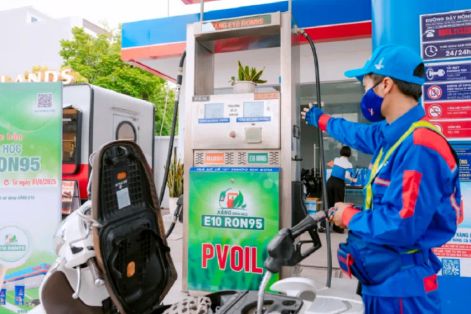 Giá xăng dầu giảm mạnh từ 22 giờ ngày 11-3