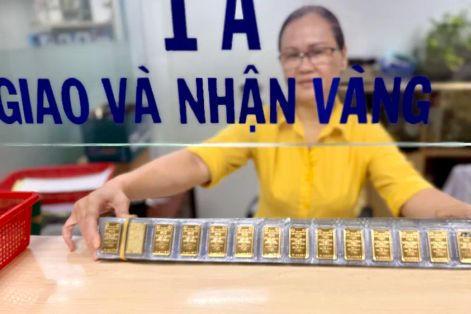 Vàng trong nước giảm xuống dưới 183 triệu đồng