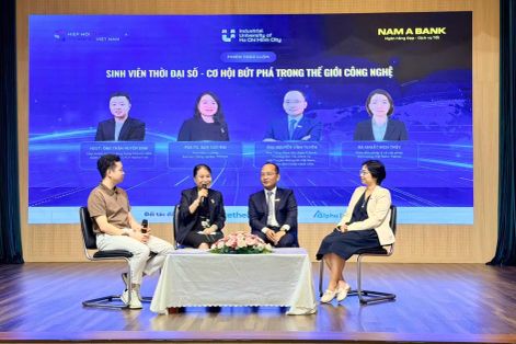 Sinh viên có nhiều cơ hội bứt phá trước những biến chuyển của đời sống công nghệ