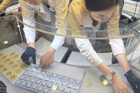 Chiều 8-4: Giá vàng giảm 2-3 triệu đồng/lượng so với buổi sáng