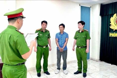 Đồng Nai: Khởi tố đối tượng đổ 523 tấn chất thải ra môi trường