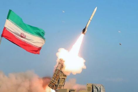 Iran cảnh báo các lực lượng Mỹ sẽ bị tấn công nếu tiến vào eo biển Hormuz