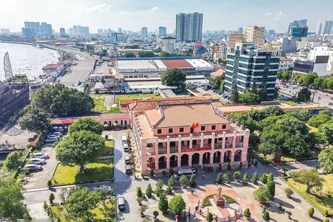 Từ tư tưởng Hồ Chí Minh về doanh nghiệp, doanh nhân đến đường lối phát triển kinh tế tư nhân của Đảng: Những bài học cho doanh nhân (Bài 3)