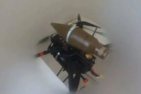 Israel gặp khó với drone điều khiển bằng cáp quang của Hezbollah