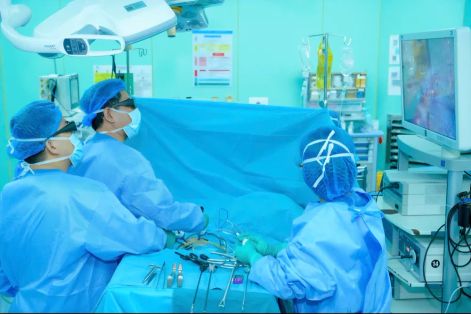 Bệnh viện Đại học Y Dược TPHCM thực hiện thành công 100 ca ghép thận 