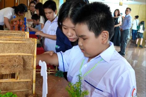 Chương trình Chạm vào “Chuyện ngày xưa” đến với học sinh khiếm thị