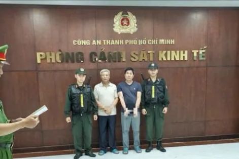 TPHCM: Bắt 2 chủ cơ sở sản xuất, buôn bán thuốc đông dược cấm lưu hành