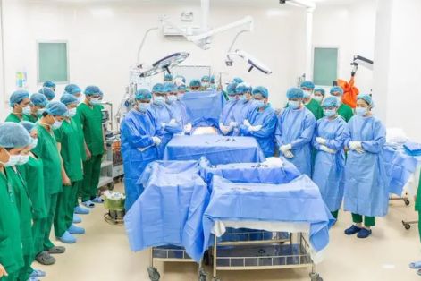 Xuyên đêm lấy, ghép tạng từ người hiến chết não