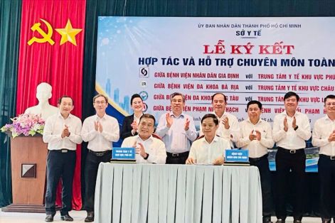 Đồng chí Nguyễn Phước Lộc: Nâng tầm y tế khu vực, đưa dịch vụ chuyên sâu đến gần người dân