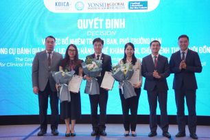 Từ năm 2027, bác sĩ phải qua kỳ thi đánh giá năng lực hành nghề khám chữa bệnh