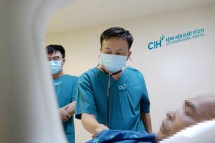Cứu sống người bệnh Campuchia nguy kịch vì nhiễm vi khuẩn ăn thịt người