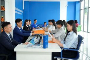 Trường Đại học Văn Hiến tiếp sức thí sinh vào đại học