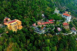 Tây Ninh mừng tỉnh mới, hệ thống các chùa Núi Bà cử chuông cầu quốc thái dân an sáng 1-7