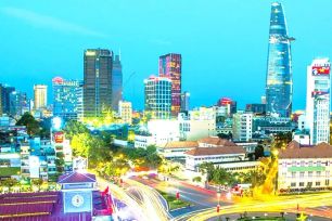 Điều chỉnh chính sách để nền kinh tế tăng tốc vững chắc